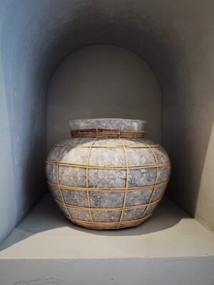 VASE ROTIN #2