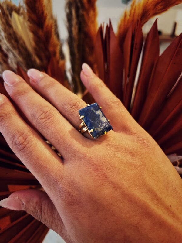 BAGUE EN LAPIS LAZULI